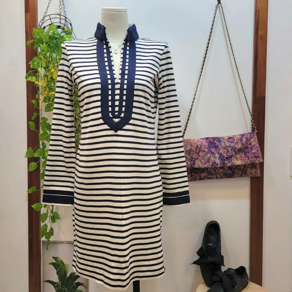 thumbnail-0